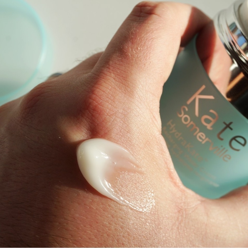 Kate Somerville HydraKate Recharging Water Cream - Picture 2 of 5